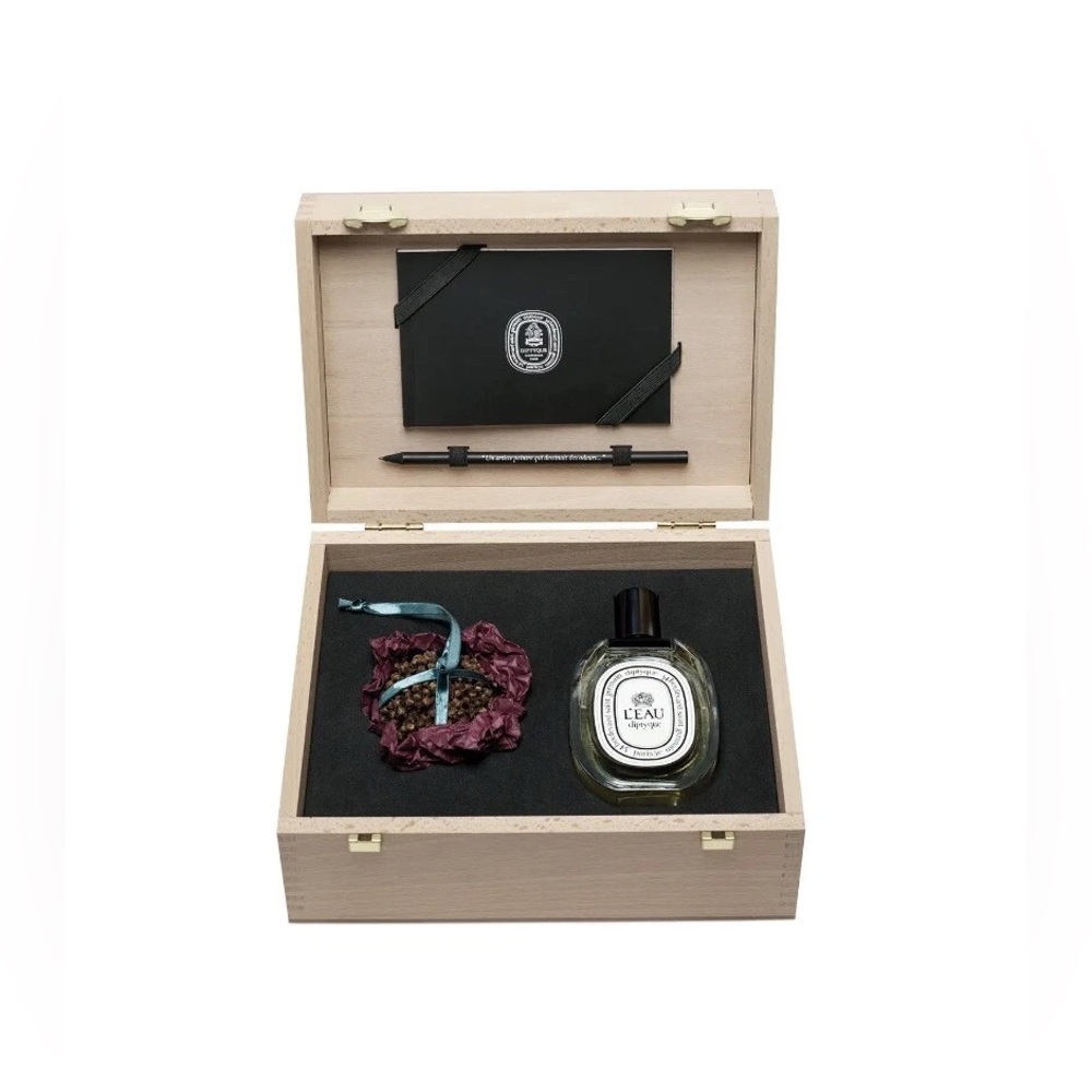 DIPTYQUE L’eau Eau Set 100ml/3.4oz. Rare Wood Art Box NIB NEW w Pouch 50th Bday